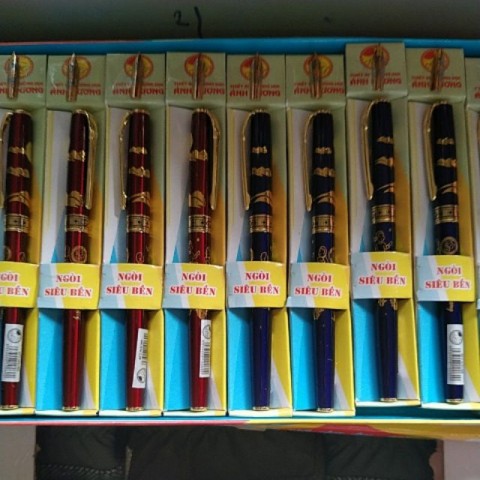 Bút máy Ánh Dương